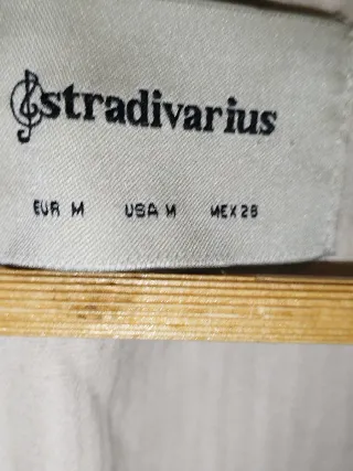 Chaqueta de pana cropped Stradivarius Talla M