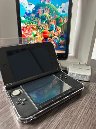Nintendo 3DS XL + Pokémon Zafiro Alfa