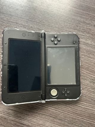 Nintendo 3DS XL + Pokémon Zafiro Alfa