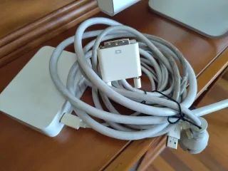 Pantalla Apple Cinema Display Plata