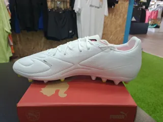 Bota Fútbol Puma King Match MG 2026