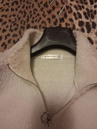 Felpa bianca e nera con zip taglia S