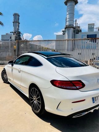 Mercedes-Benz C220D Coupe AMG line
