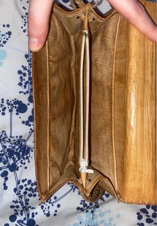 Bolso pequeño de hombro marrón