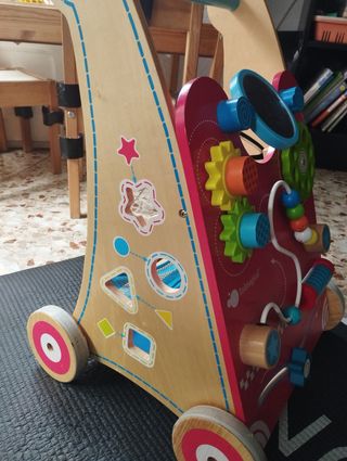 Correpasillos y Andador de Madera