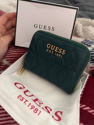 Monedero GUESS Verde-NUEVO