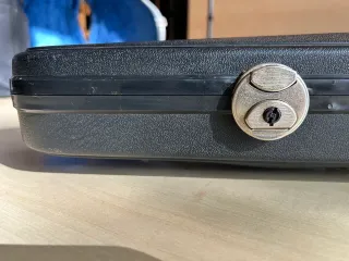 Estuche Rígido Violín 4/4 Azul.