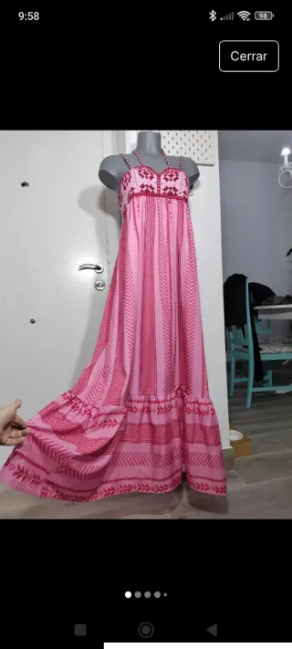 Vestido largo rosa estampado