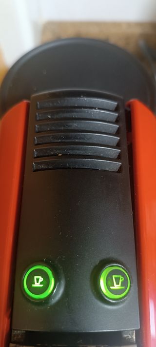 Cafetera Nespresso Krups Citiz Roja