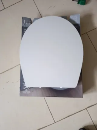 Tapa de WC Duroplast Wenko