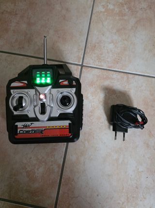 Elicottero radiocomandato arancione lungo cm 40