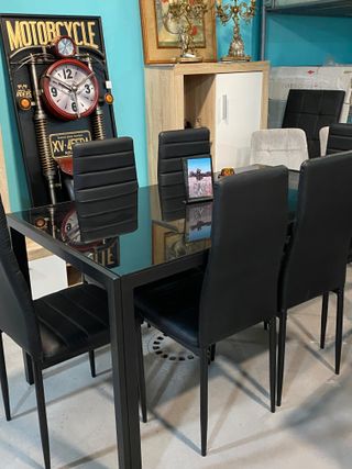 Mesa Comedor Negra Cristal y Metal