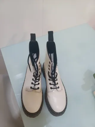 Botas Dr. Martens Blancas Talla 38