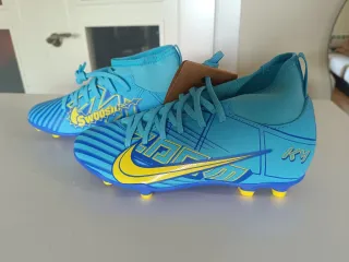 Botas Fútbol Nike Niño Talla 36