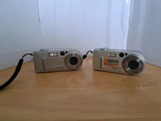 Sony Cyber-shot DSC-P7 e DSC-P9