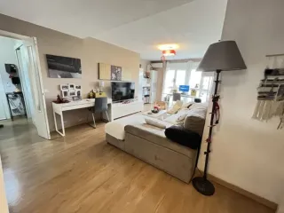 Vivienda piso venta 3 habit garaje trastero Loeche