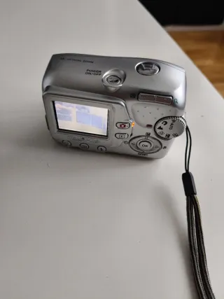 Olympus Camedia D-635 Cámara Digital 3.2 MP