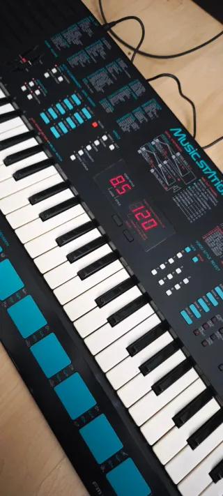 Yamaha Portasound PSS-780