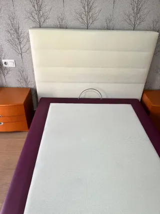 Canapé cama tapizado morado