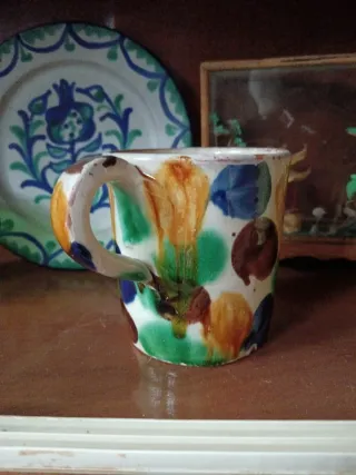 Taza cerámica artesanal pintada a mano