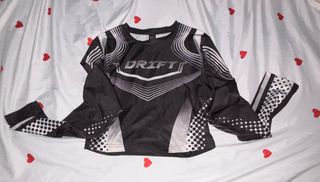 Crop Top SHEIN Manga Larga