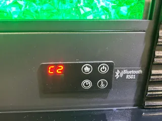 Chimenea eléctrica moderna negra