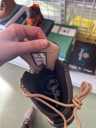 Bota Jhayber Alpes Marrón