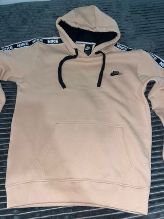 Sudadera Nike beige con logo