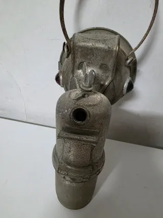Lámpara de carburo antigua