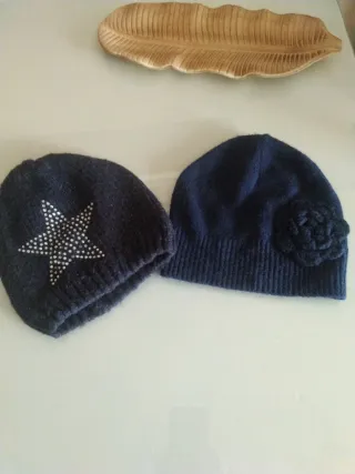 Set di due cappelli invernali per bambina