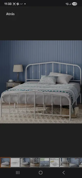 Cama de metal blanca
