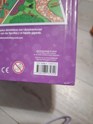 Gatitos. Libroaventuras: Incluye un cuento, fig...