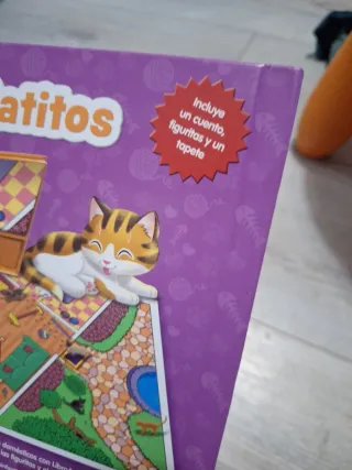 Gatitos. Libroaventuras: Incluye un cuento, fig...