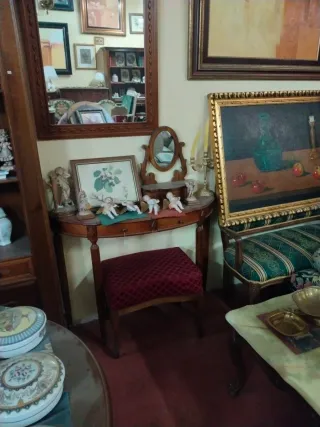 Muebles antiguos madera sin usar