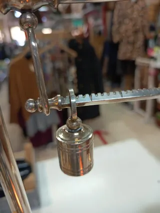 Balanza Romana Antigua con un Plato