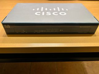 Router Cisco SA520 Security Appliance