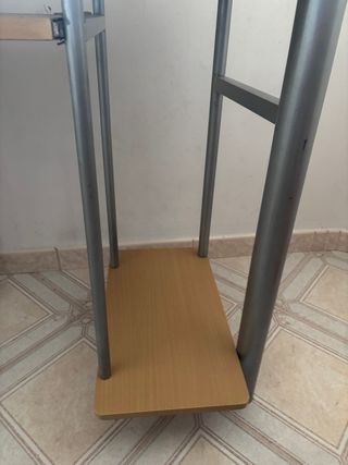 Scrivania in legno e metallo