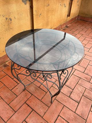 Mesa jardín hierro y cristal