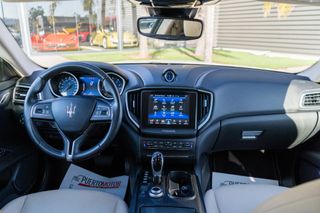 MASERATI GHIBLI  v6 350 CV