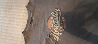 Chaleco vaquero y camiseta hombre