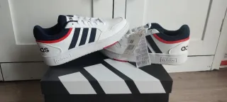 Adidas Hoops 3.0 Talla 41 a estrenar