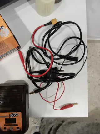 Cargador RC Ultra Peak4