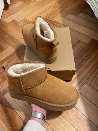 Botas UGG Classic Ultra Mini Marrones