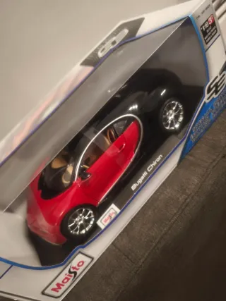 Maisto Coche 1:18 Bugatti Chiron Rojo/Negro