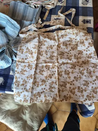 Lotto 8 grembiuli vintage multicolore