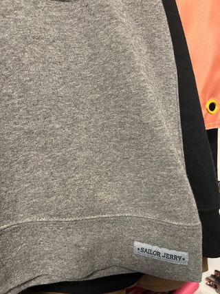 Sudadera Sailor Jerry Gris y Negra