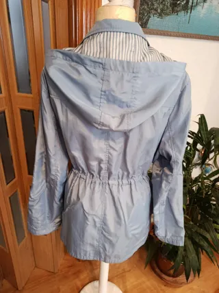 Gabardina fina mujer