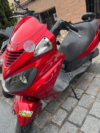 DAELIM S2 125 2009 .