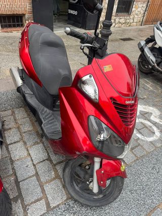 DAELIM S2 125 2009 .