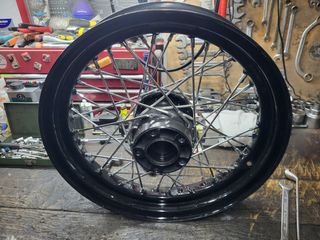 Llanta 16” Harley Sportster - Como Nueva